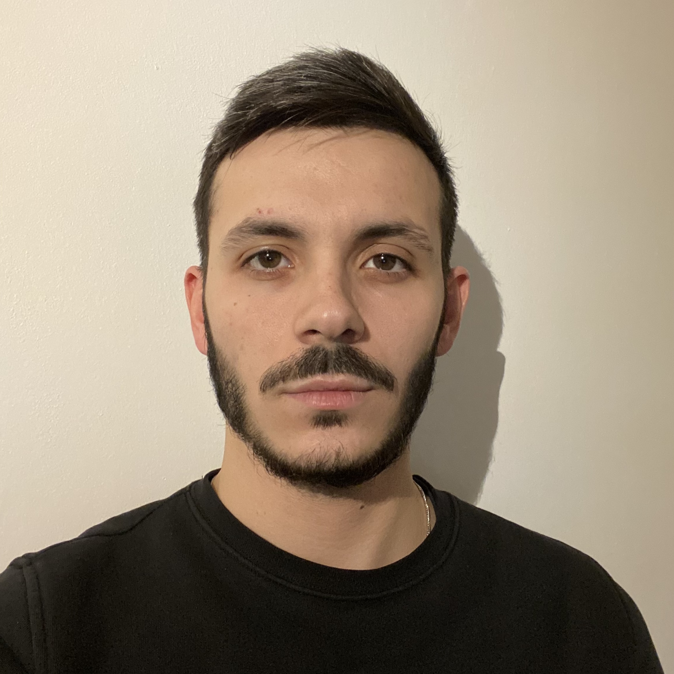 avatar Tom